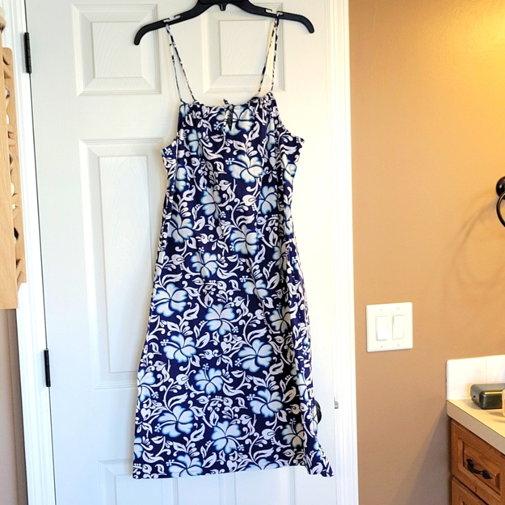 Hilo Hattie blue and white hibiscus sundress sz large